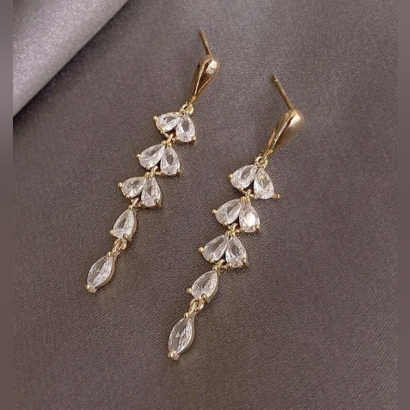 Leaf Drop Earrings - Picture 6 of 15